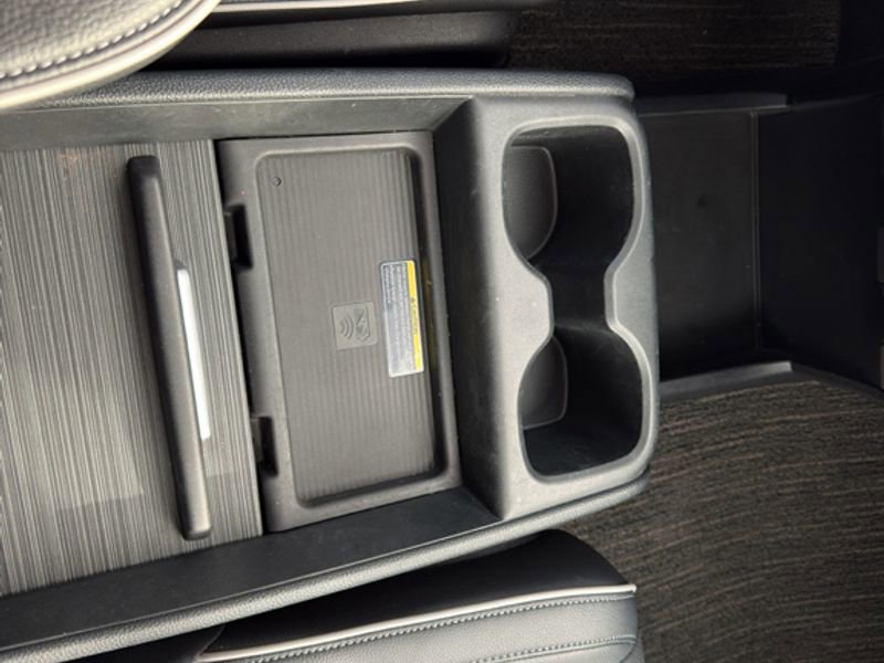 Used 2023 Honda Odyssey Elite image 20