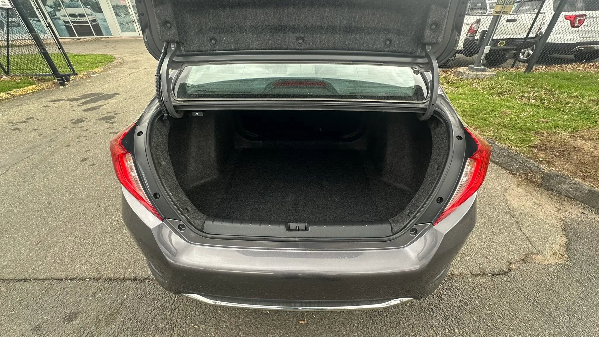 Used 2019 Honda Civic LX image 9