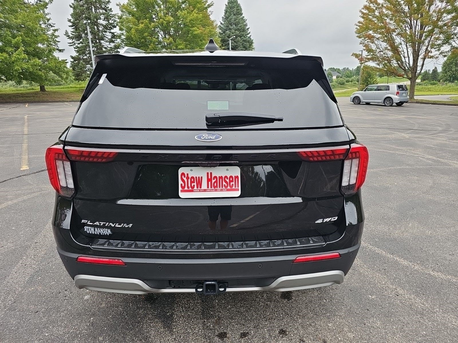 Used 2025 Ford Explorer Platinum w/ LUX Leather Package AWD/4WD image 5