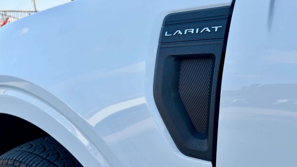 Used 2024 Ford Maverick Lariat w/ FX4 Off-Road Package AWD/4WD image 25