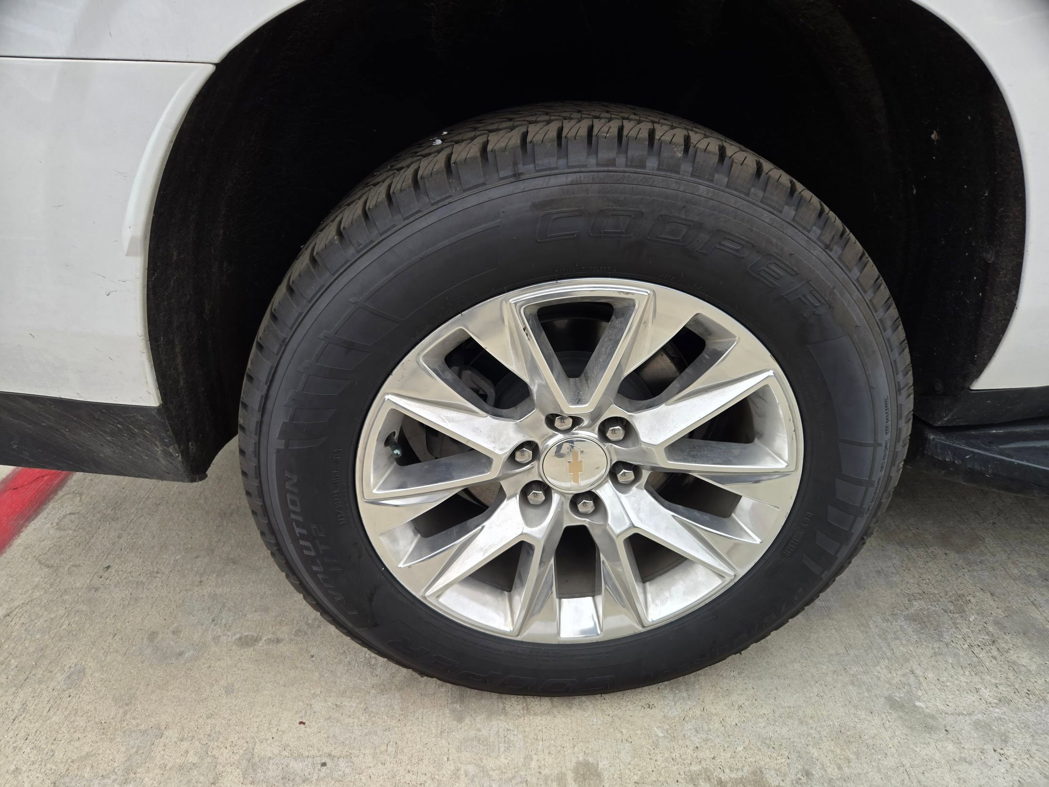 Certified 2023 Chevrolet Suburban Premier image 6