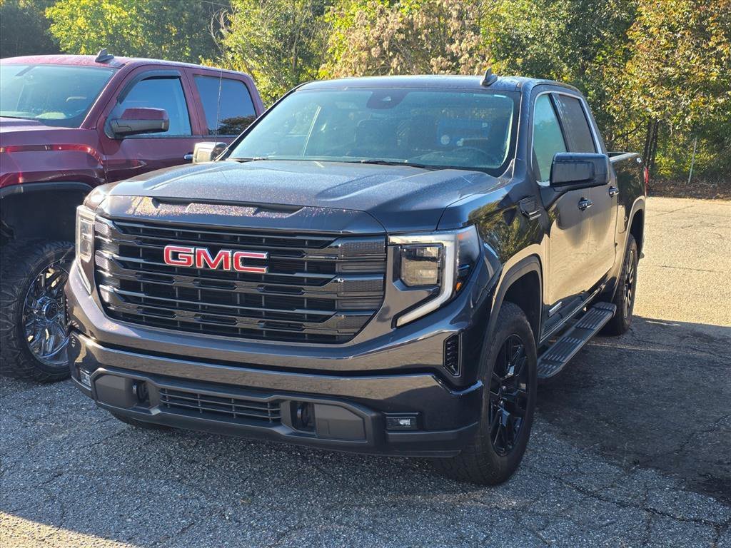 Used 2022 GMC Sierra 1500 Elevation AWD/4WD image 2