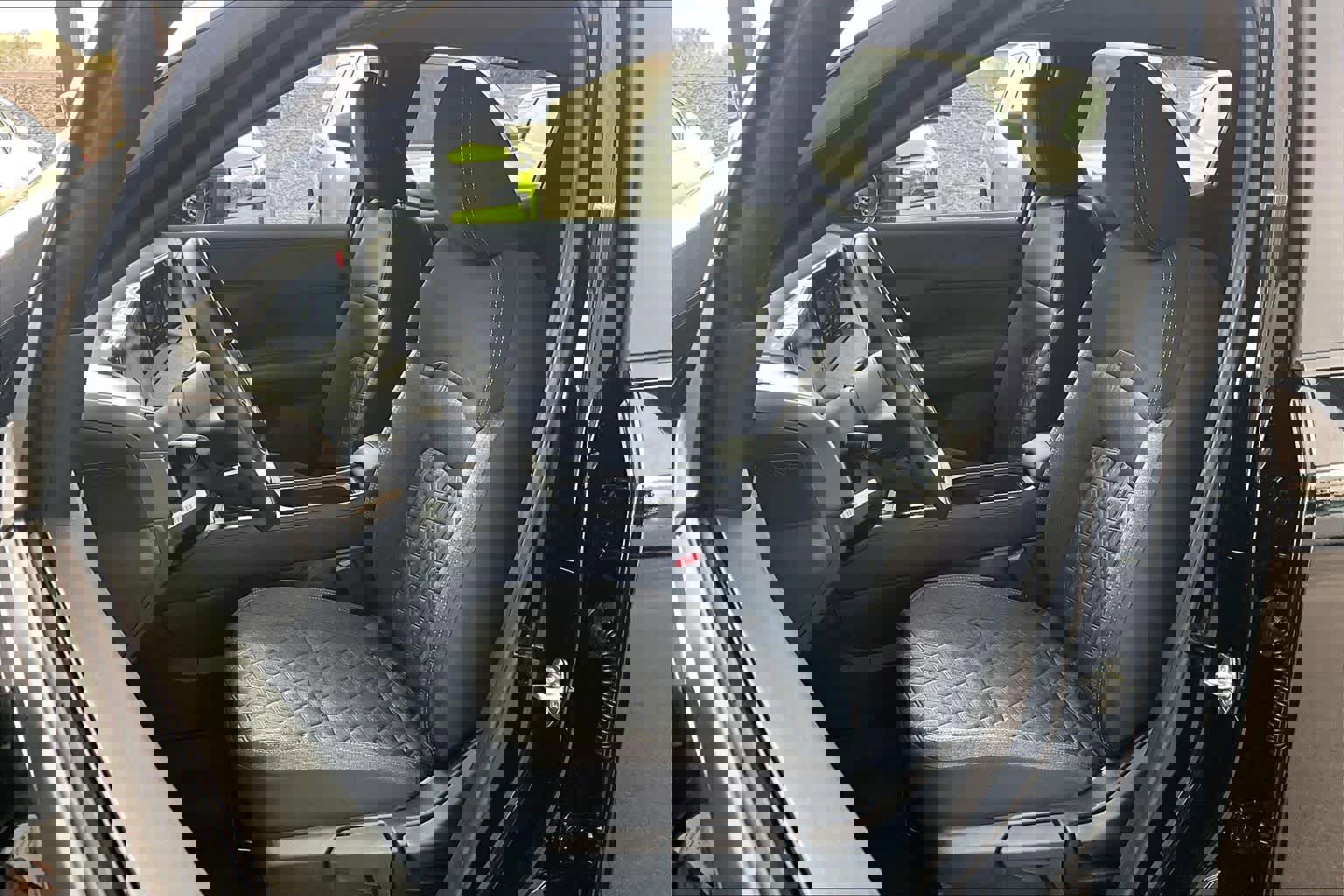 New 2026 Nissan Kicks SV image 15