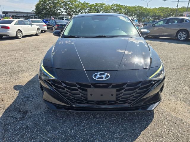 Used 2021 Hyundai Elantra SEL image 2