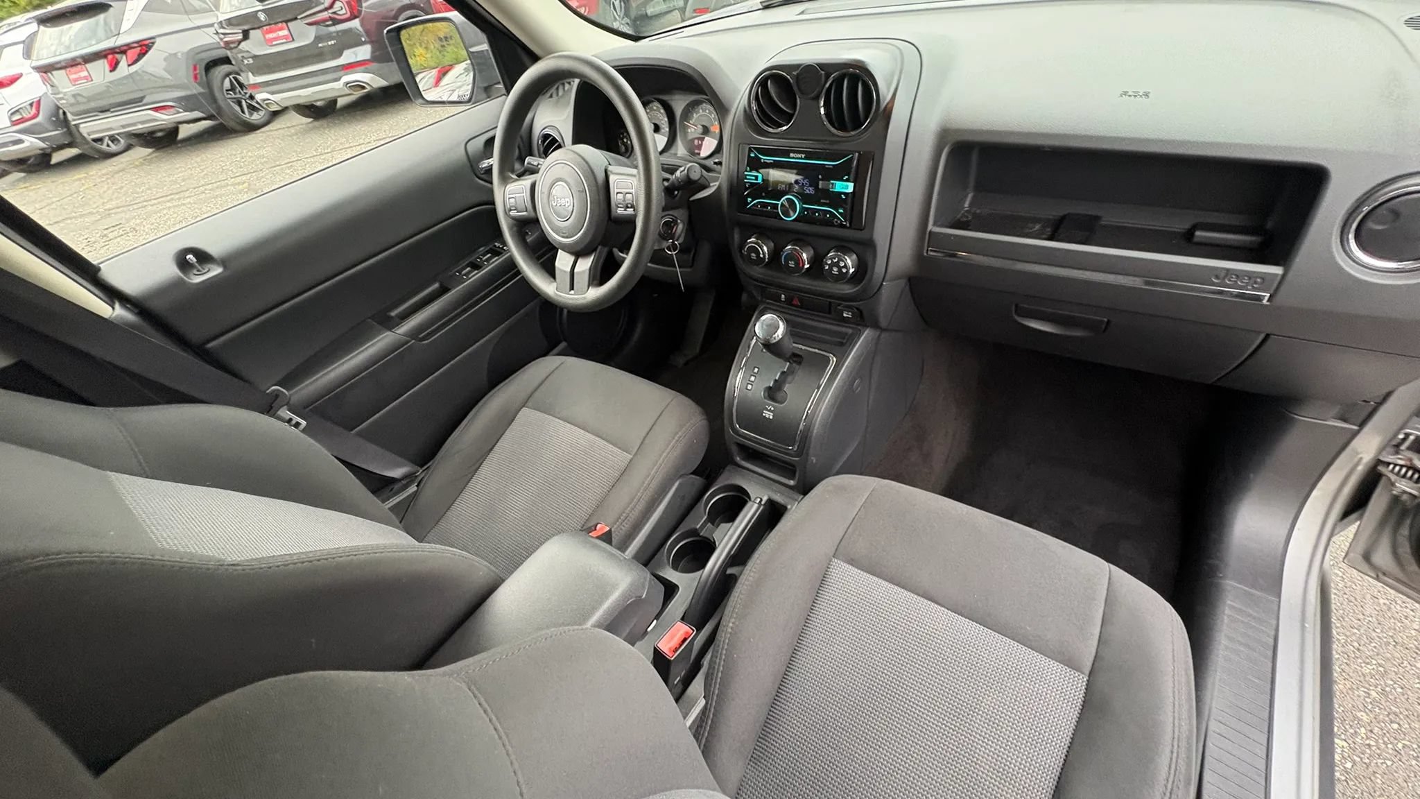Used 2015 Jeep Patriot Sport w/ Power Value Group AWD/4WD image 36