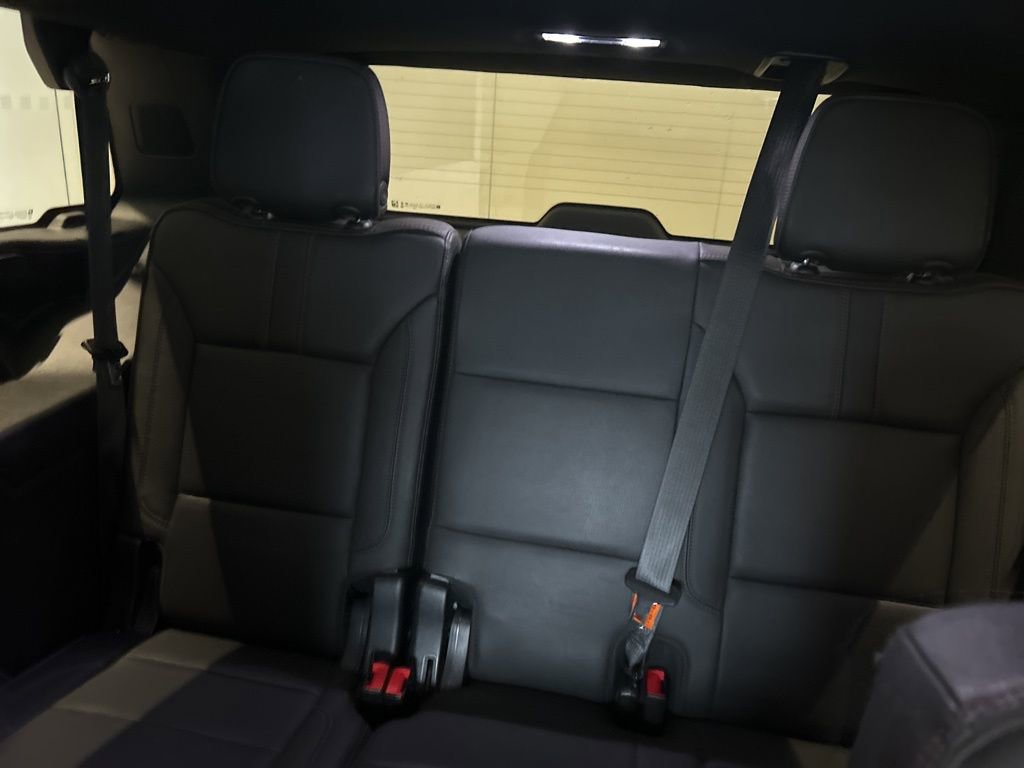 Used 2022 Chevrolet Tahoe RST w/ Luxury Package image 16