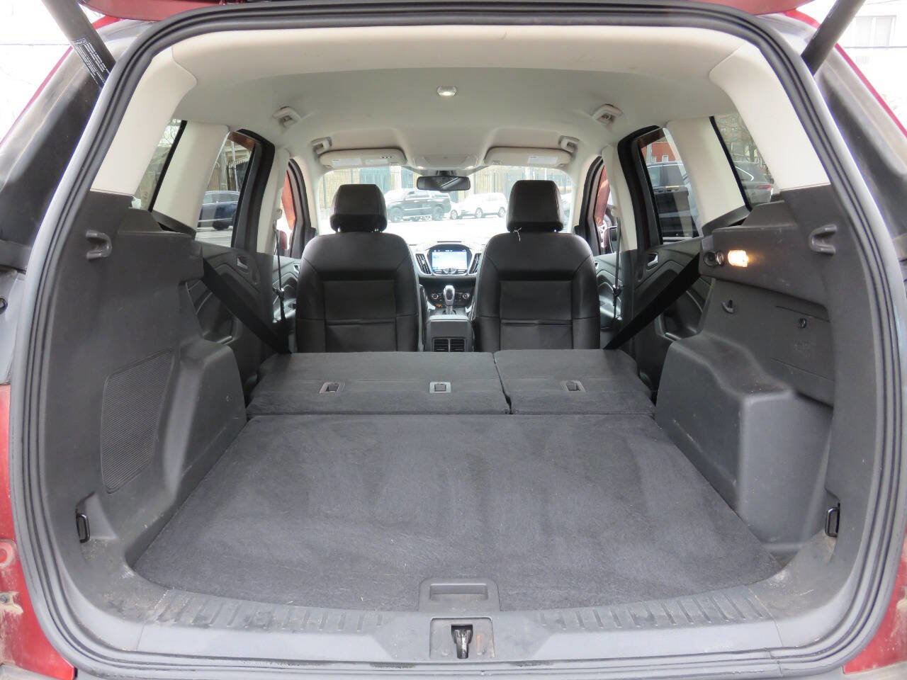 Used 2016 Ford Escape Titanium image 27