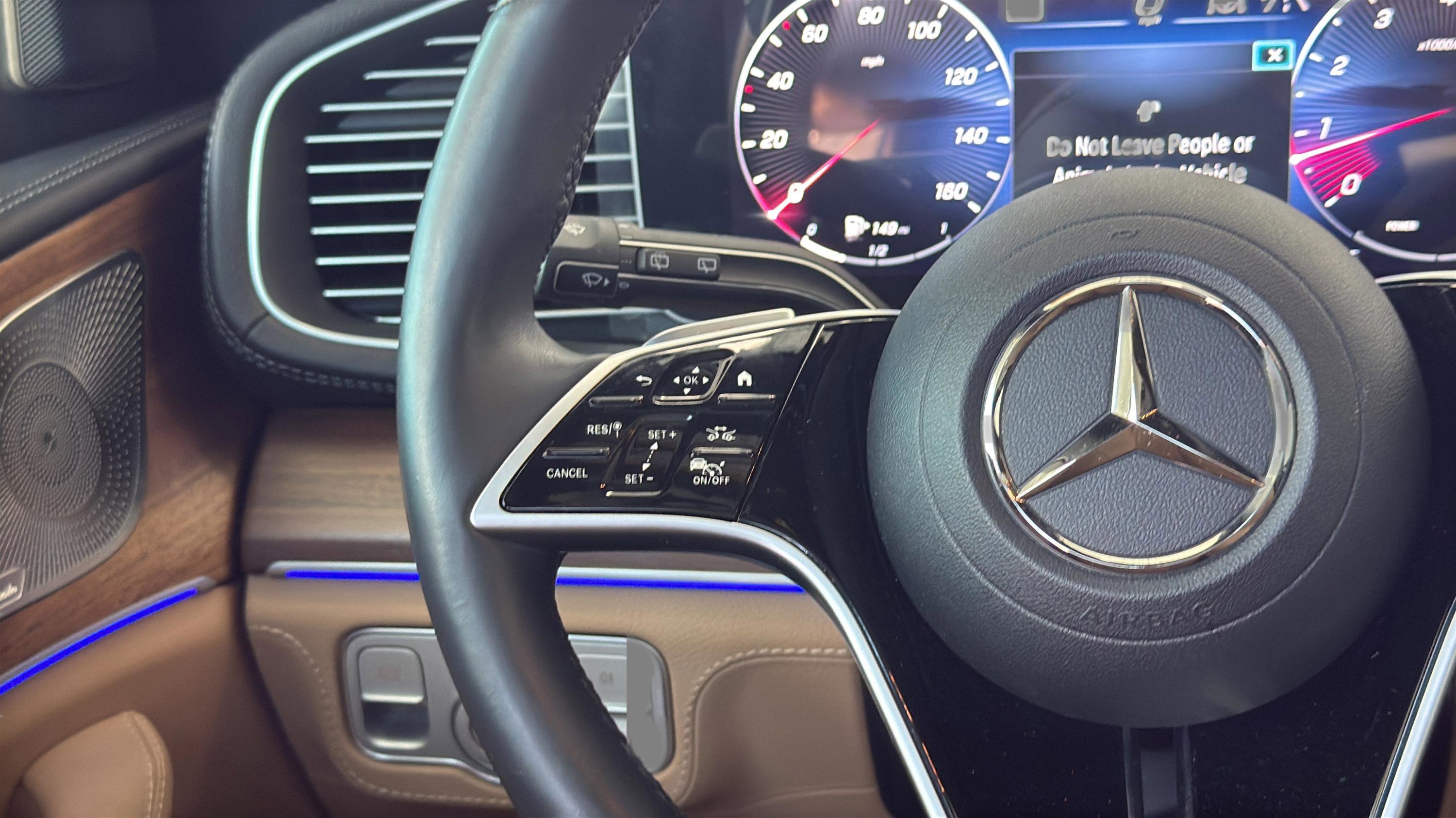 Certified 2024 Mercedes-Benz GLE 450 4MATIC image 36