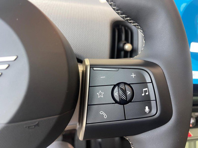 Used 2025 MINI Cooper S image 27