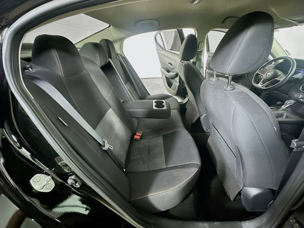 Used 2021 Nissan Sentra SR FWD image 11