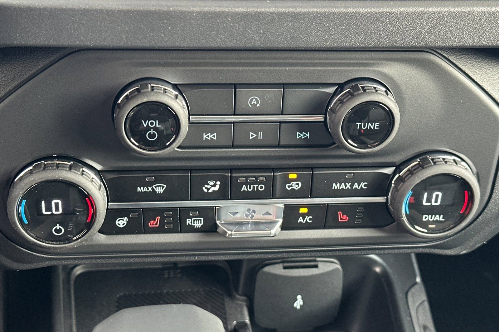 New 2025 Ford Bronco Outer Banks image 20