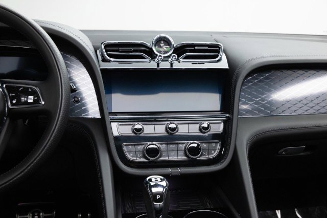 Used 2022 Bentley Bentayga Speed image 18