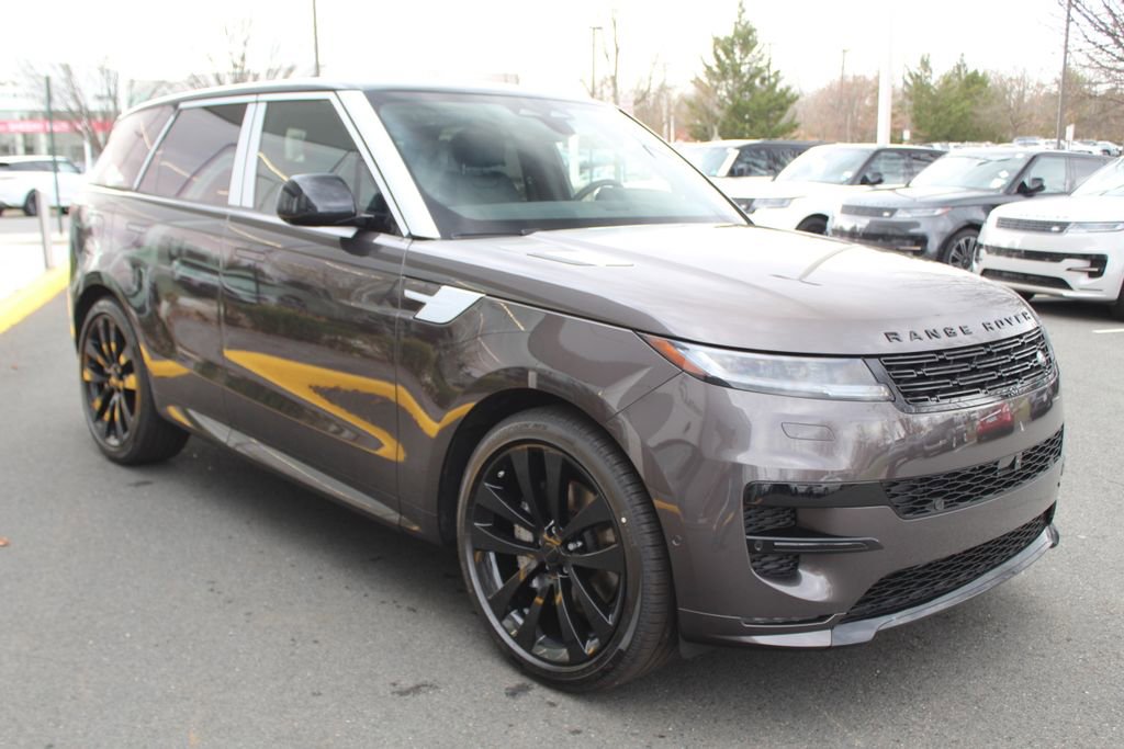 New 2026 Land Rover Range Rover Sport Dynamic SE image 9