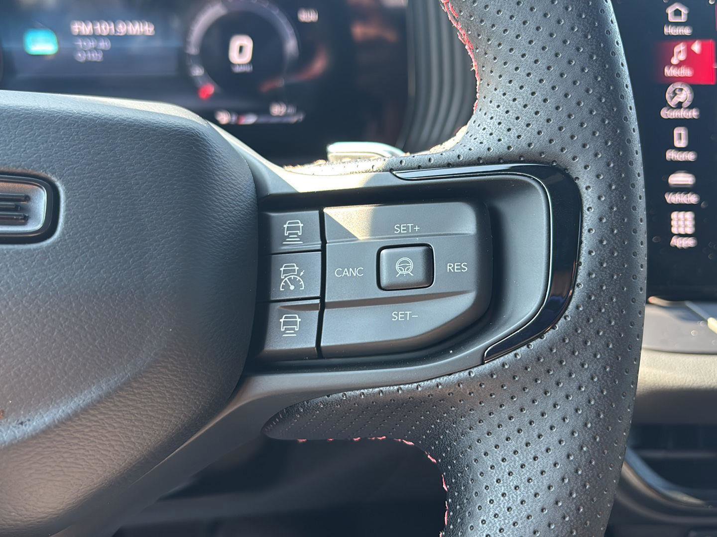 New 2026 Dodge Charger R/T AWD/4WD image 12