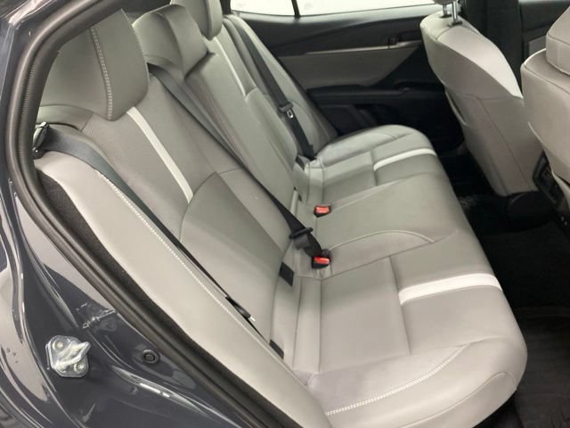 Used 2026 Toyota Camry SE AWD/4WD image 30