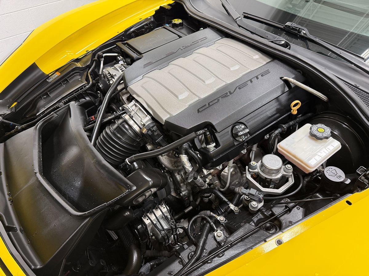 Used 2017 Chevrolet Corvette Stingray Convertible image 32