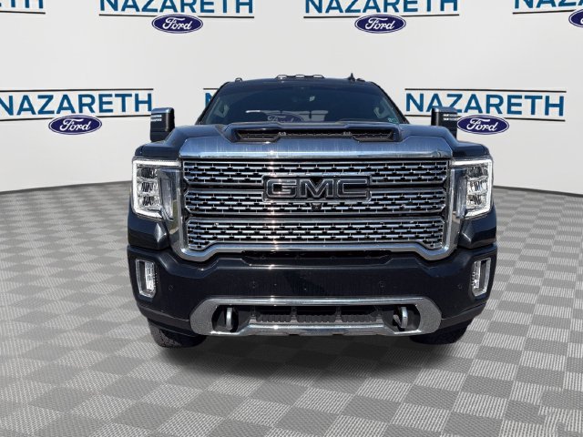Used 2022 GMC Sierra 3500 Denali w/ Denali Black Diamond Edition AWD/4WD image 2