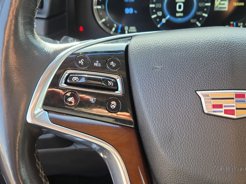 Used 2019 Cadillac Escalade Premium Luxury w/ Escalade Sport Edition AWD/4WD image 28