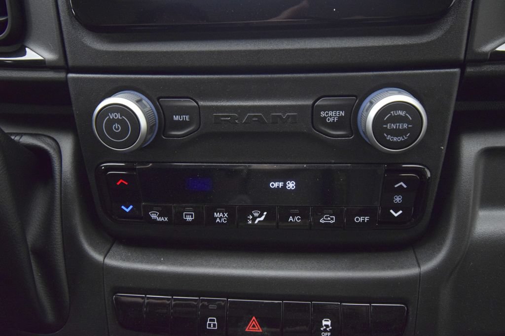 New 2026 RAM ProMaster 2500 w/ Convenience Group FWD image 20