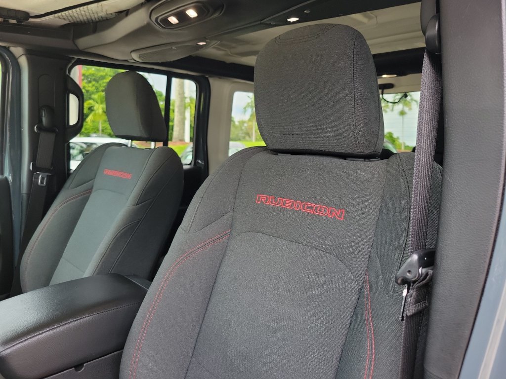 Used 2025 Jeep Wrangler Unlimited Rubicon AWD/4WD image 20