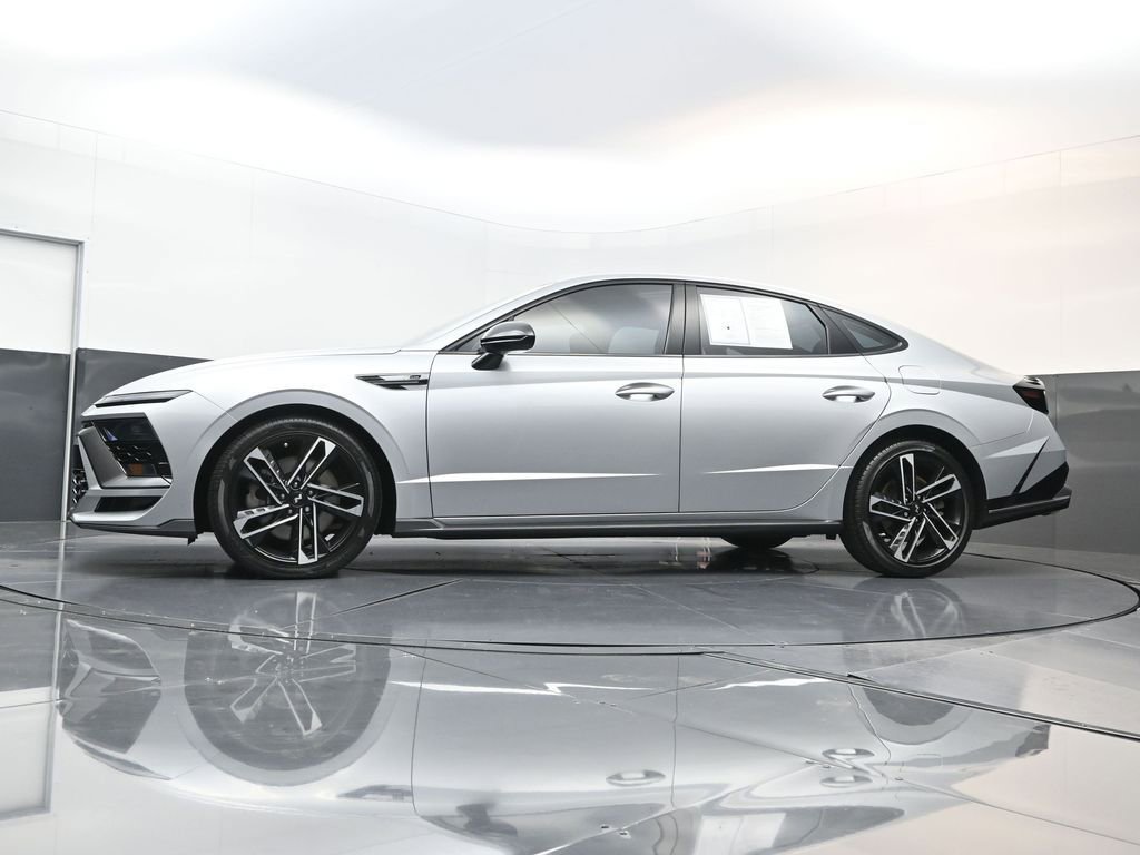 Certified 2025 Hyundai Sonata N Line FWD image 30