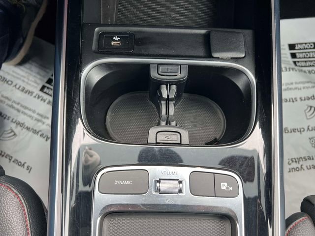 Used 2025 Mercedes-Benz GLA 250 4MATIC image 36