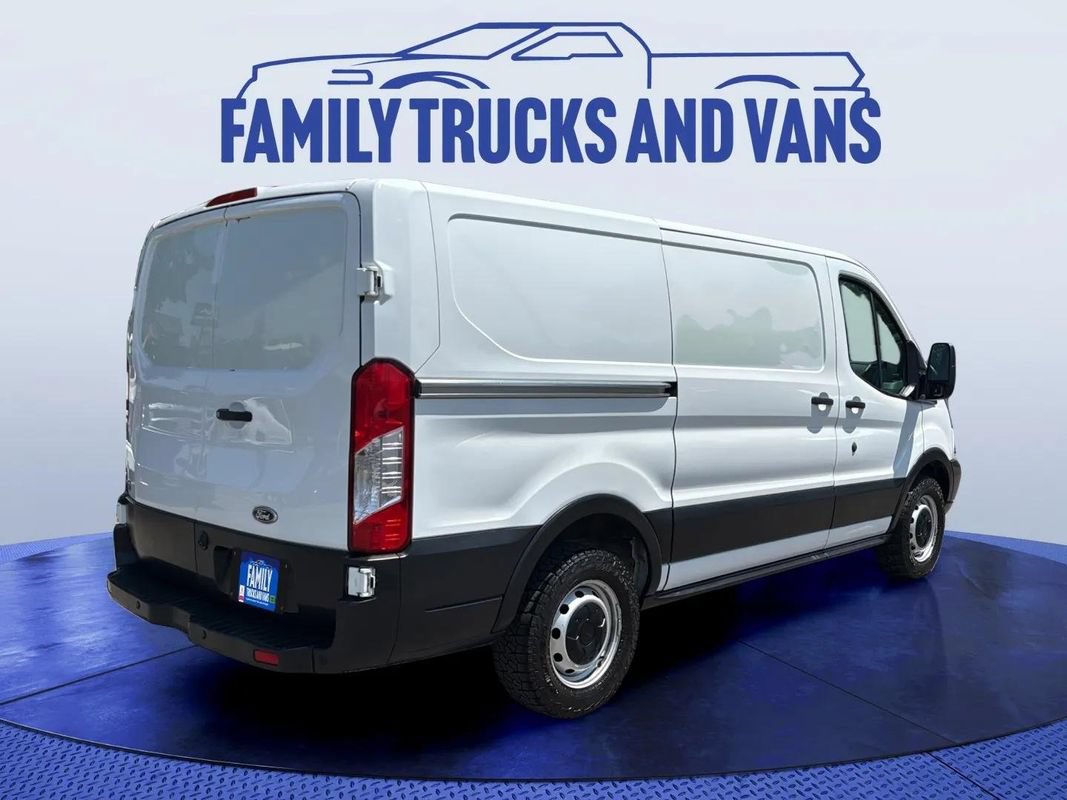 Used 2019 Ford Transit 150 130 Low Roof w/ Interior Upgrade Package RWD image 5