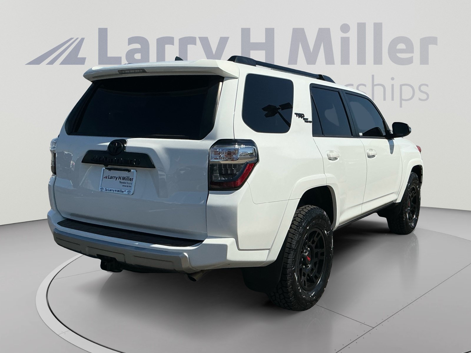 Certified 2024 Toyota 4Runner TRD Off-Road Premium w/ Moonroof Package AWD/4WD image 5