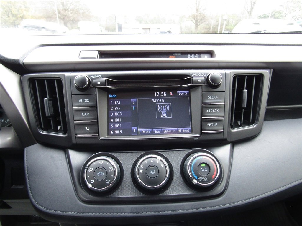 Used 2018 Toyota RAV4 LE w/ All Weather Liner Package AWD/4WD image 26