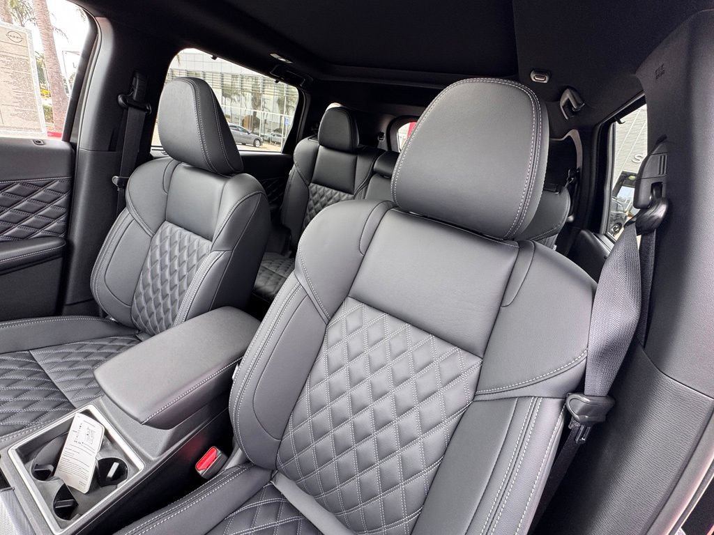 New 2026 Nissan Rogue Platinum AWD/4WD image 12