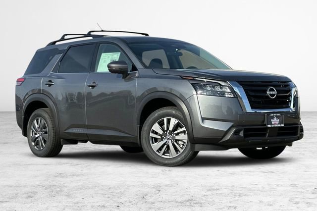 New 2025 Nissan Pathfinder SV image 2
