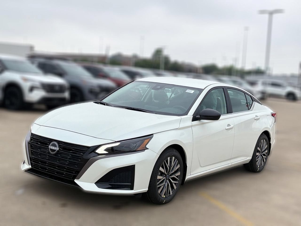 New 2026 Nissan Altima 2.5 SV FWD image 2