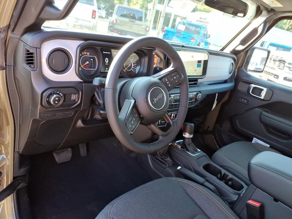 New 2025 Jeep Gladiator Sport image 8