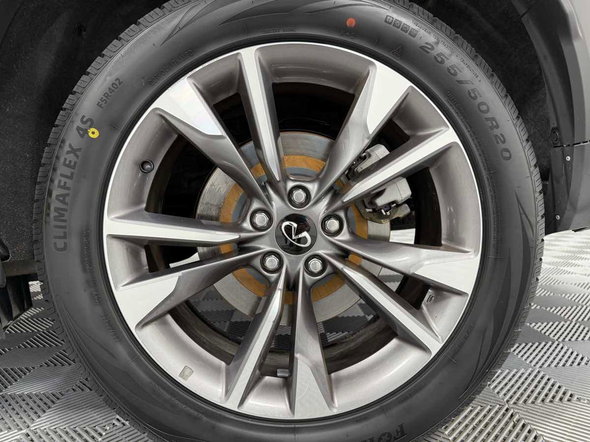 Used 2024 INFINITI QX60 Luxe image 37