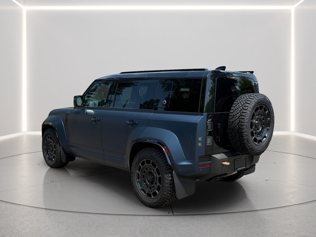 Certified 2026 Land Rover Defender 110 OCTA AWD/4WD image 5