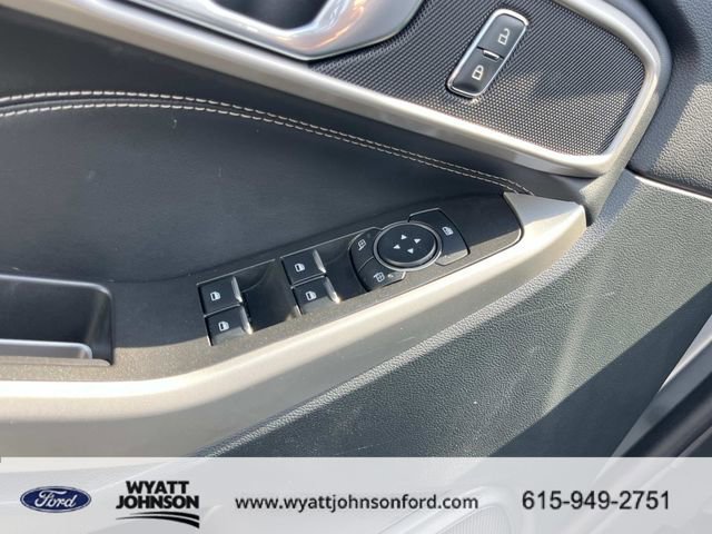 Certified 2024 Ford Explorer XLT RWD image 29