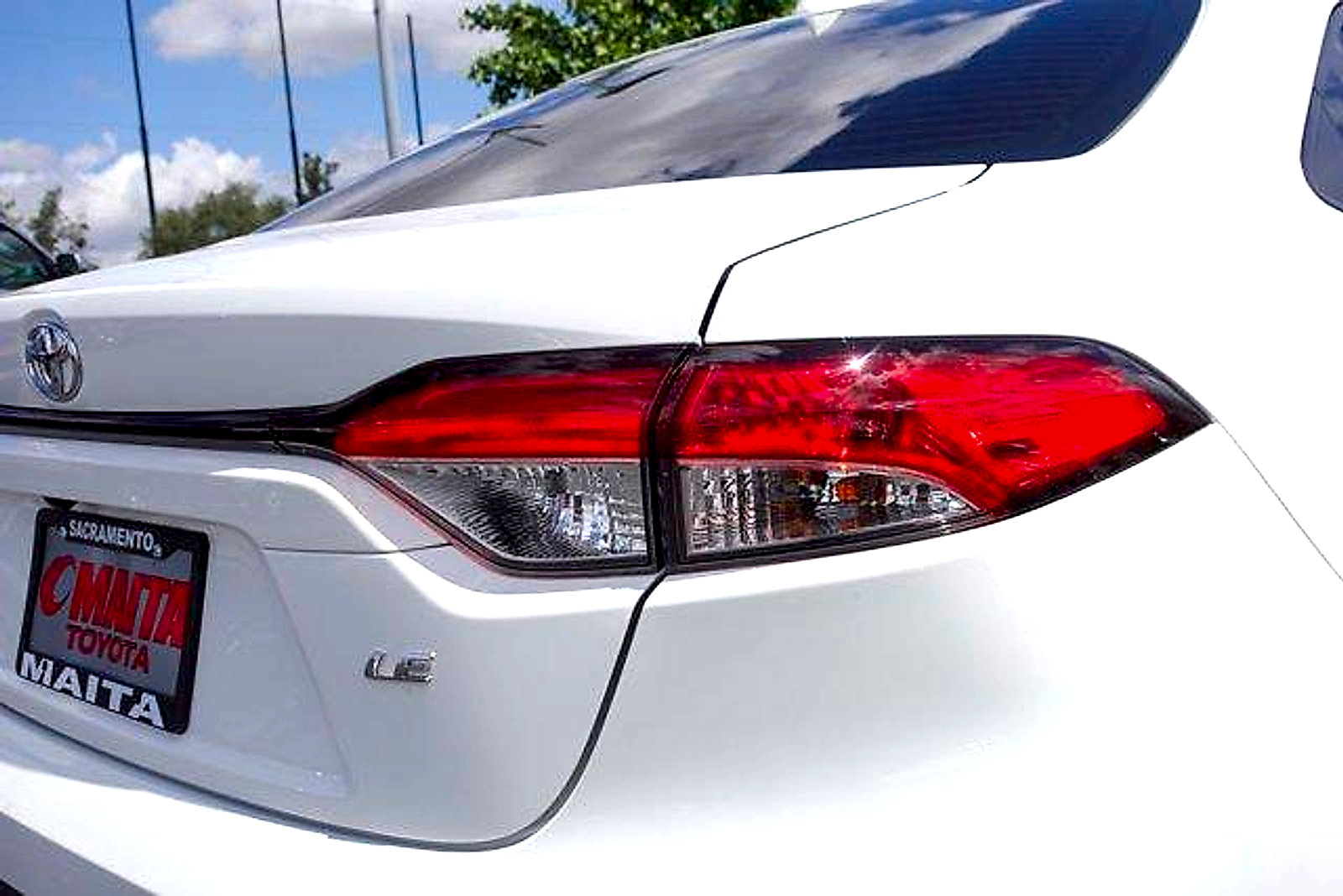 Certified 2021 Toyota Corolla LE w/ LE Convenience Package FWD image 6