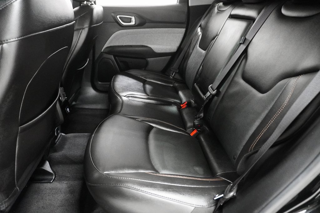 Used 2022 Jeep Compass Latitude image 16