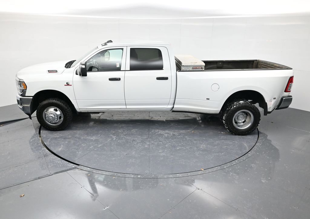 Used 2024 RAM 3500 Tradesman w/ Chrome Appearance Group image 45