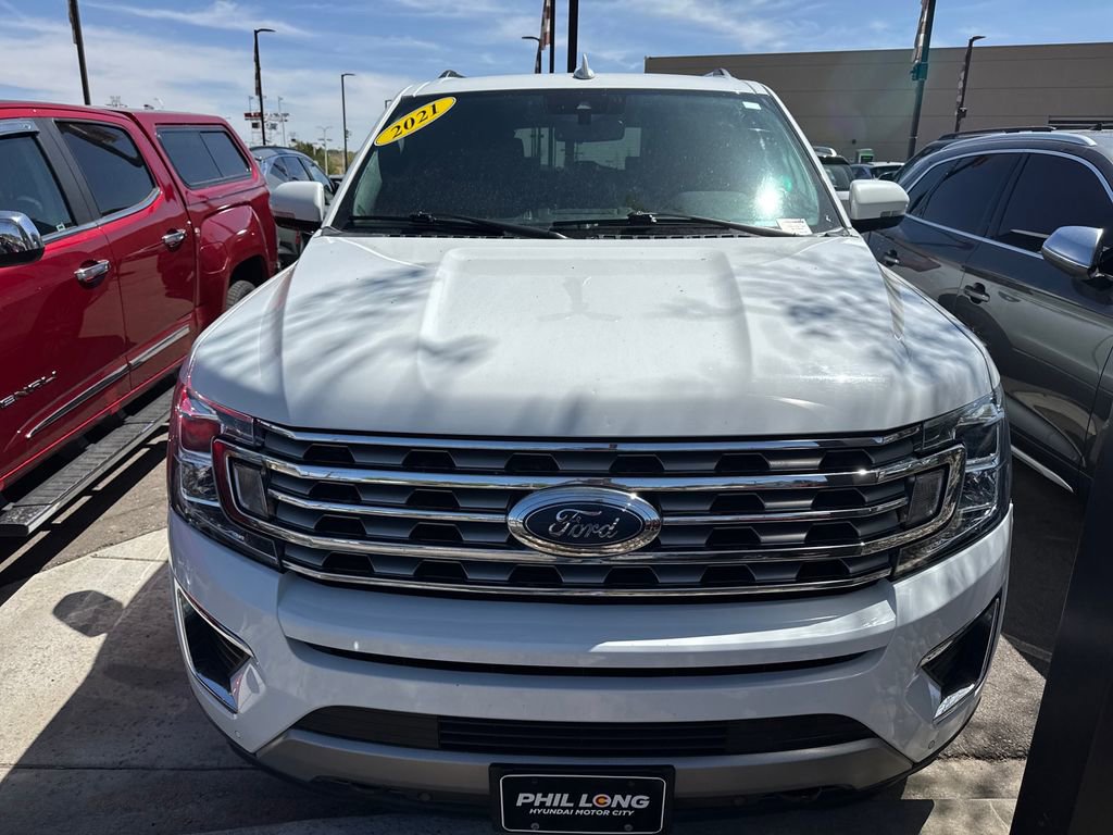 Used 2021 Ford Expedition Limited AWD/4WD image 4