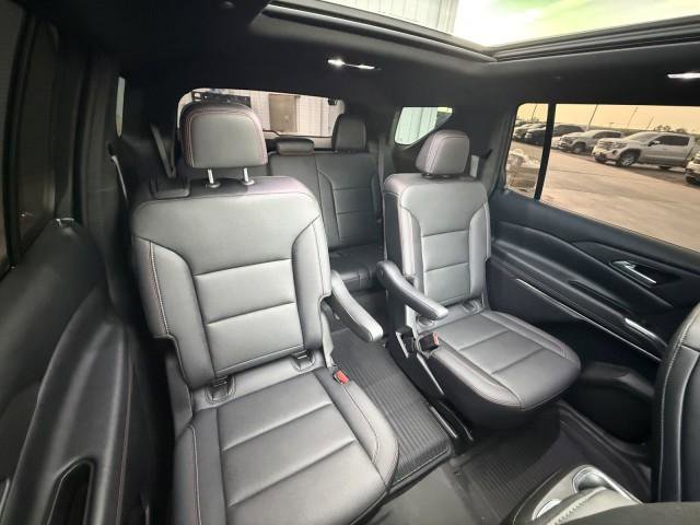 Used 2025 Chevrolet Traverse Z71 w/ Driver Confidence Package image 37