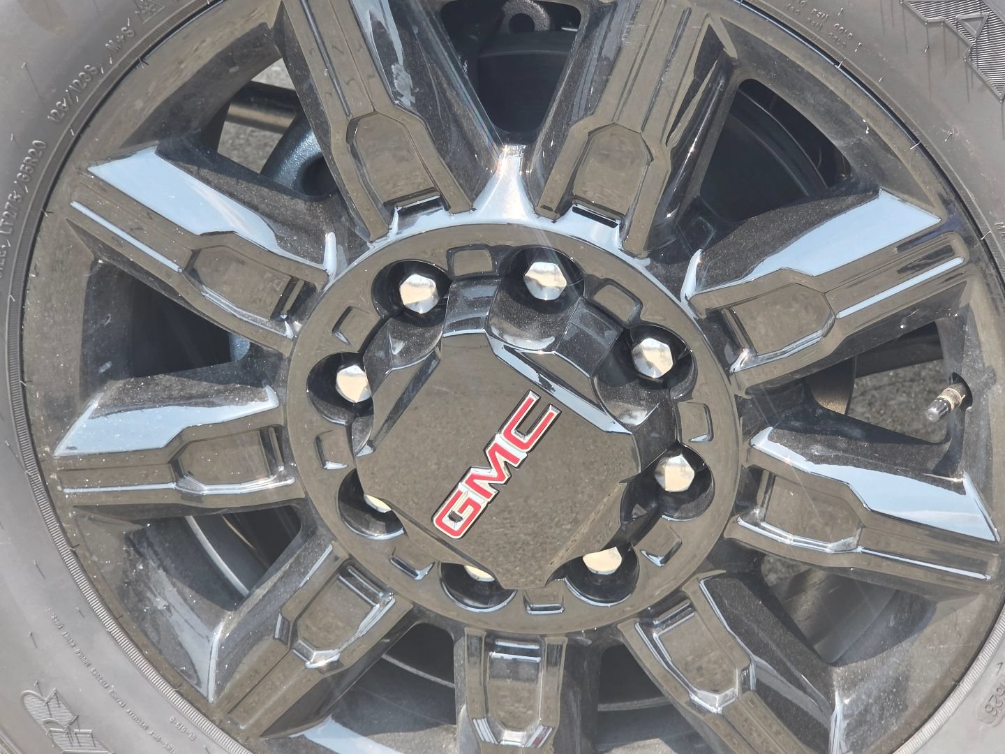 New 2026 GMC Sierra 2500 AT4 AWD/4WD image 12