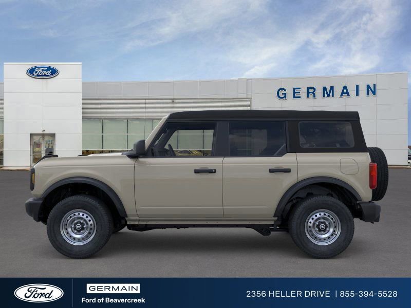 New 2025 Ford Bronco 4-Door image 3