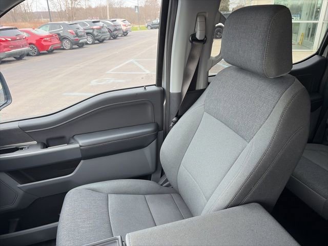 Used 2024 Ford F150 XLT image 32