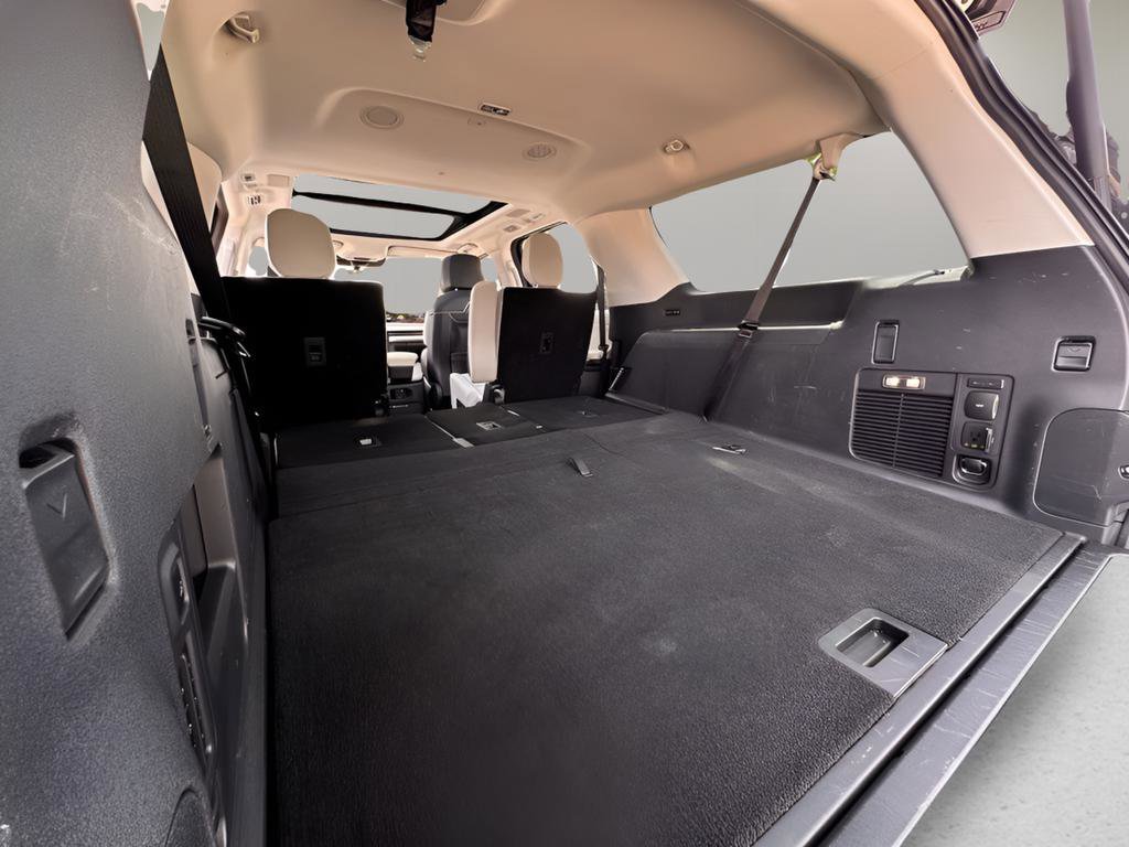 Used 2025 Lincoln Navigator L Reserve image 29