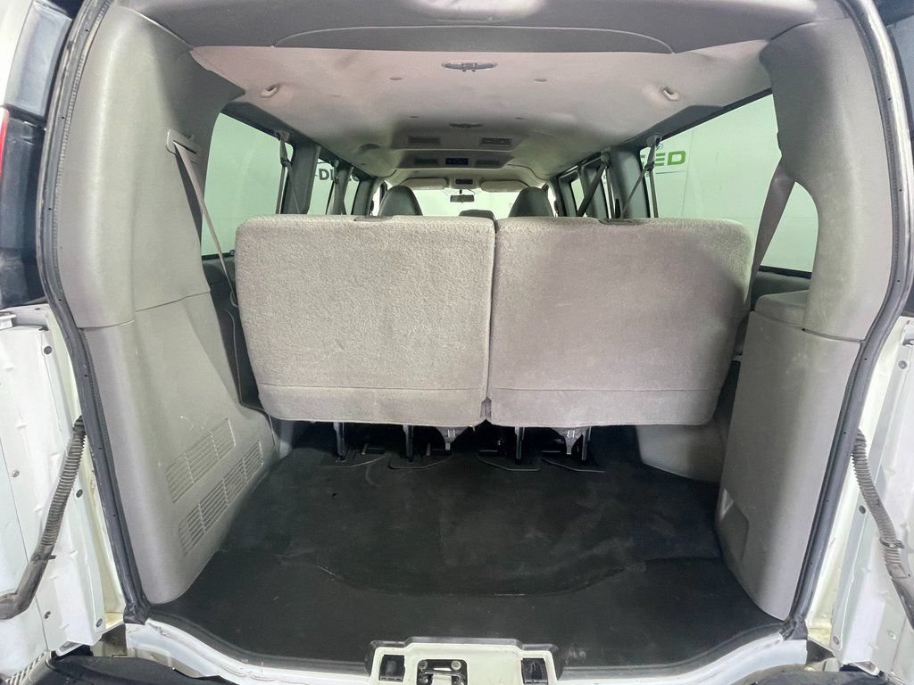 Used 2013 GMC Savana 2500 LT w/ LT Preferred Equipment Group RWD image 7