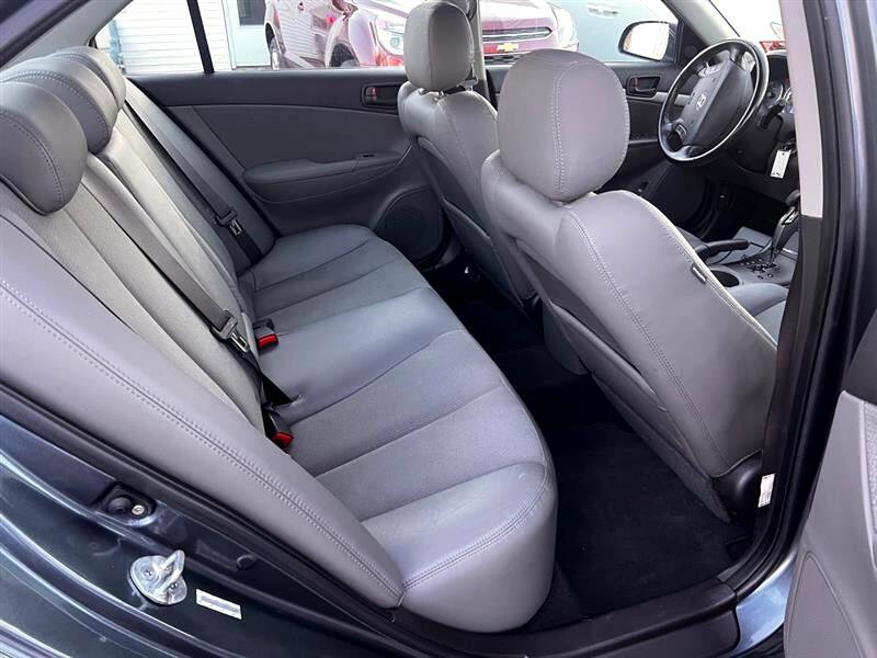 Used 2010 Hyundai Sonata SE image 15