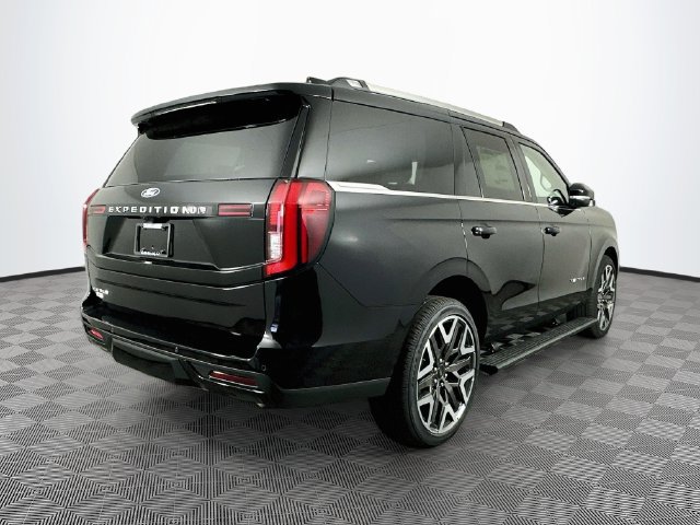 New 2027 Ford Expedition Platinum w/ Platinum Ultimate Package AWD/4WD image 10