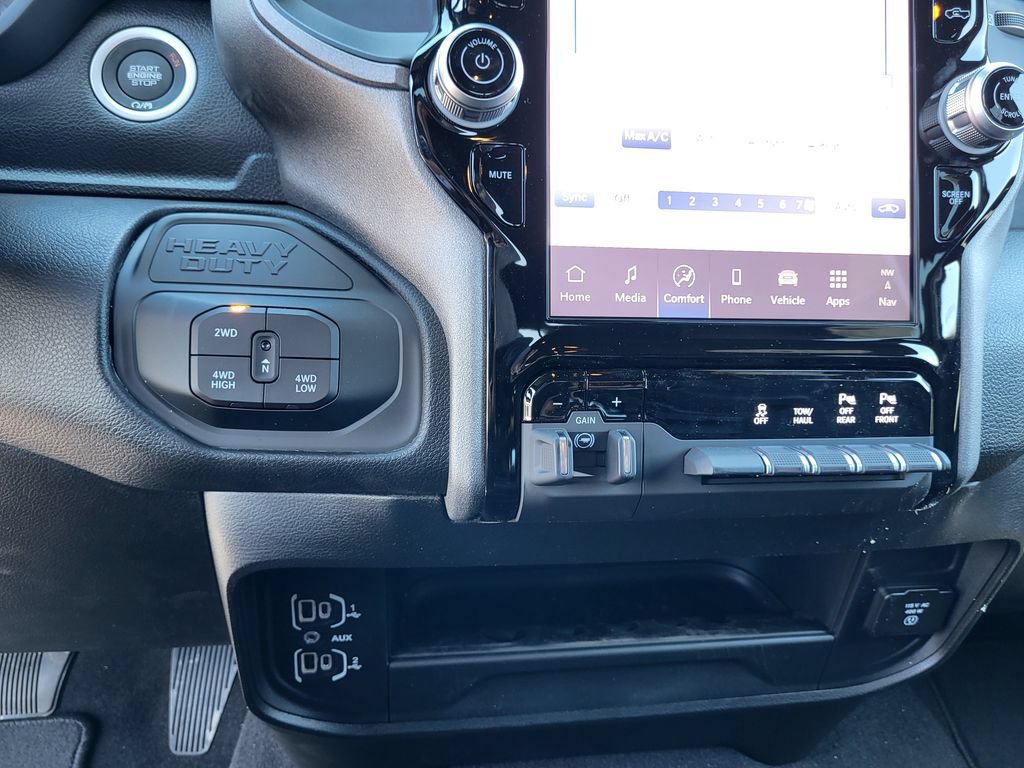 New 2026 RAM 2500 Tradesman AWD/4WD image 19