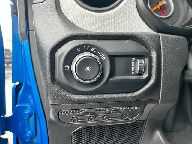 Used 2025 Jeep Wrangler Sport S image 26